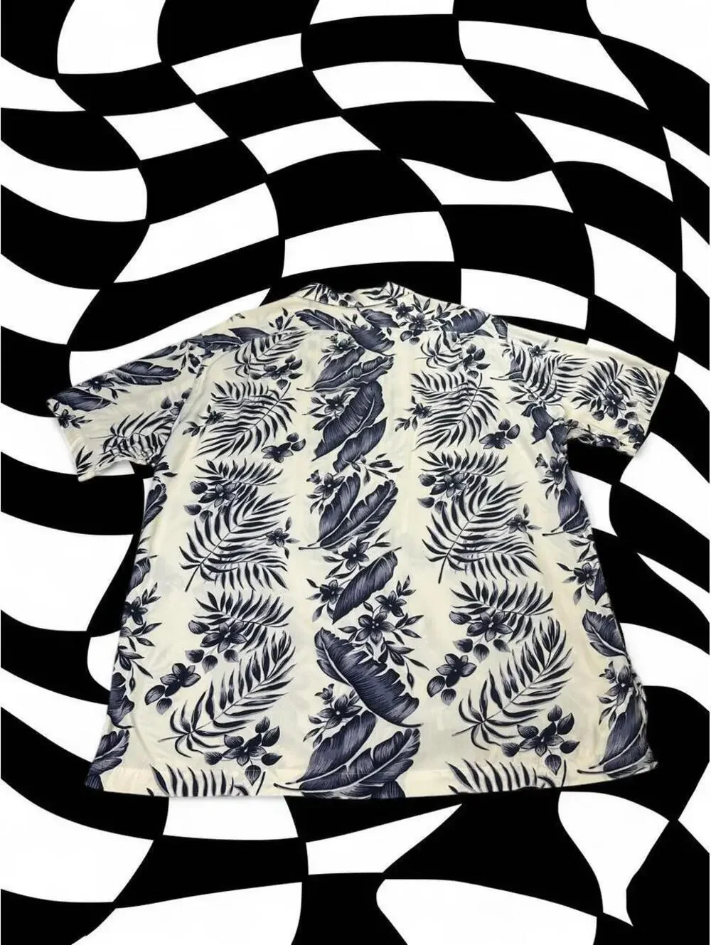 Vintage Polo Ralph Lauren Men's  Blue Tropical Leaf and Flower Print
